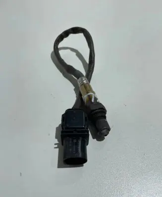 Mercedes-Benz C AMG W205 Lambda probe sensor A0095426018