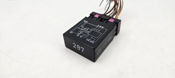 Audi 80 90 S2 B4 Electric power window relay 443959257B 287