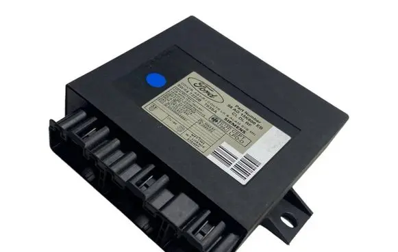 Ford Focus Comfort/convenience module 98AG15K600EB 5WK47220B