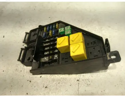 Land Rover Freelander Fuse box set 500330R 141623090805