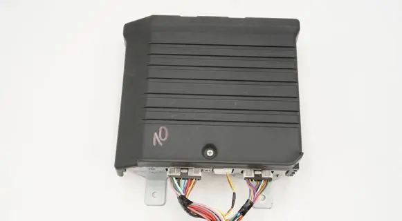 Mitsubishi Outlander Sound amplifier 8701A565