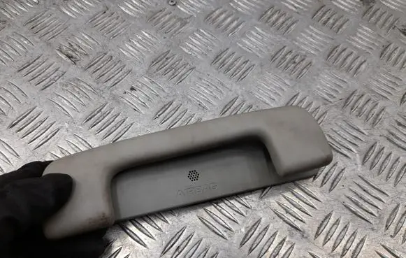 Cadillac CTS Front interior roof grab handle 507706 2475228