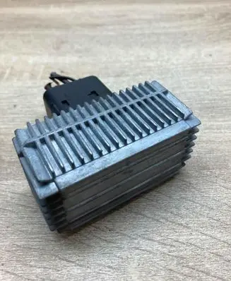 Opel Astra G Glow plug pre-heat relay 09132691 51299008Used WithPlug