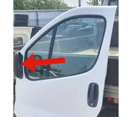 Renault Trafic II (X83) Front door electric wing mirror E2010022