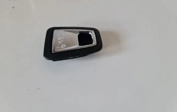 Volvo XC90 Tie down hook / loop 31462873
