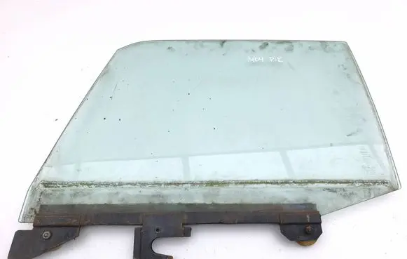 Rolls-Royce Silver Spirit Front door window glass four-door 