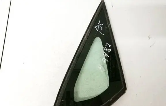 Toyota Prius (XW20) Front door vent window glass four-door 