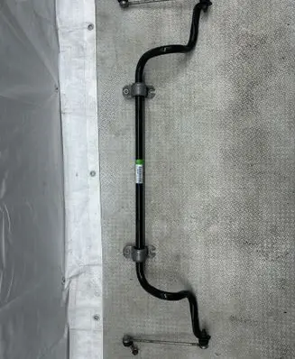 Renault Clio V Front anti-roll bar/sway bar 546110881R