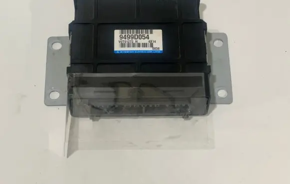 Mitsubishi Outlander Other control units/modules 9499D054