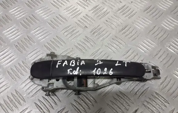 Skoda Fabia Mk2 (5J) Rear door handle trim 5J0837886C