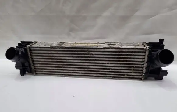 BMW 3 G20 G21 Intercooler radiator 8592701