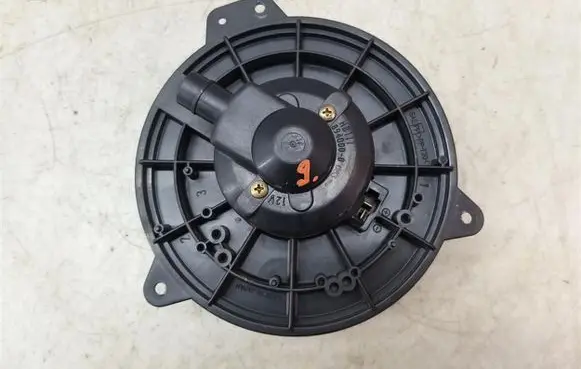 Mazda 323 Heater fan/blower 894000-0083