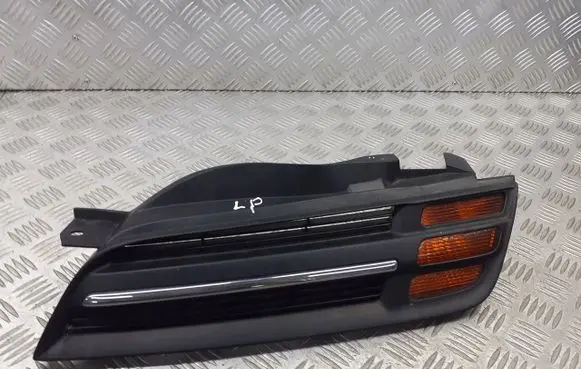 Nissan Micra Front bumper turn signal 89027935