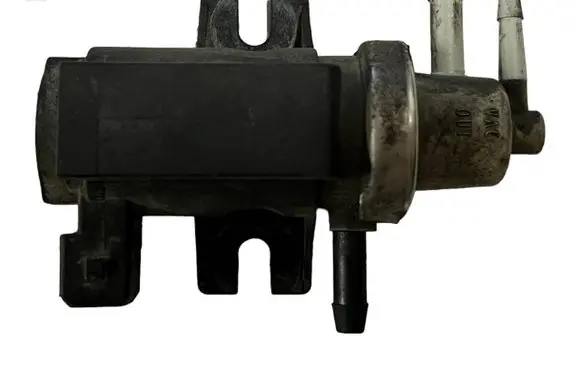 Audi A4 S4 B5 8D Turbo solenoid valve 11111