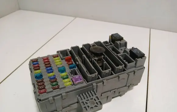 Honda Civic Fuse module SMGE330 E150HJK9 061027