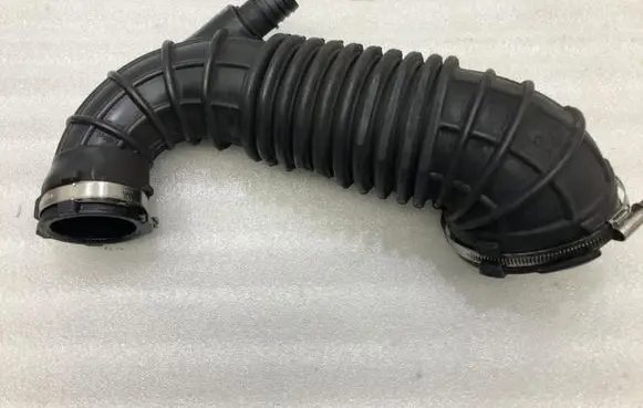 Audi A5 8T 8F Air intake duct part
