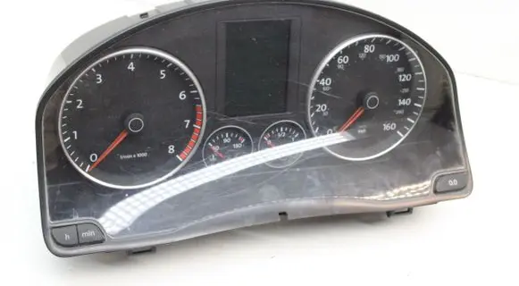 Volkswagen Scirocco Speedometer (instrument cluster) 1K8920970F