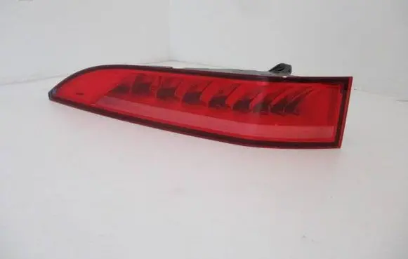 Jaguar F-Pace Rear/tail lights HK8313405 22032016