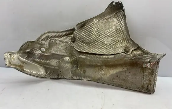 Audi A6 C7 Heat shield in engine bay 4G0399300A 4G0399300B