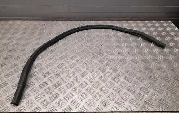 Porsche Cayenne (92A) Engine compartment rubber 7P5823727B