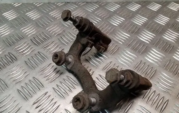Citroen C5 Rear brake pad spring 