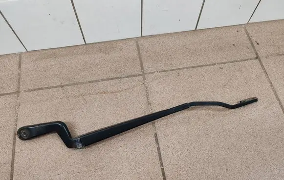 Skoda Fabia Mk1 (6Y) Front wiper blade arm 6Y1955409