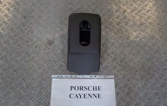 Porsche Cayenne (92A) Steering wheel column trim 7P5880515