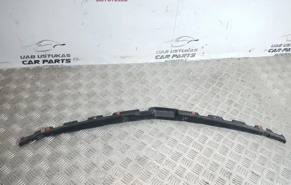 Opel Insignia A Front bumper mounting bracket