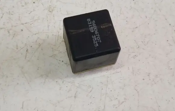 Chrysler Voyager Other relay S6006707