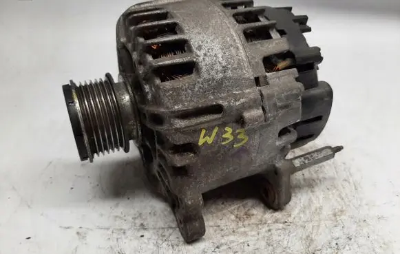 Volkswagen Golf VI Generator/alternator 03L903023F