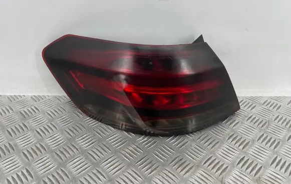 Mercedes-Benz E W212 Rear/tail lights A089889 A2129060803