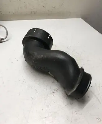 Mercedes-Benz C W204 Intercooler hose/pipe A2710901837