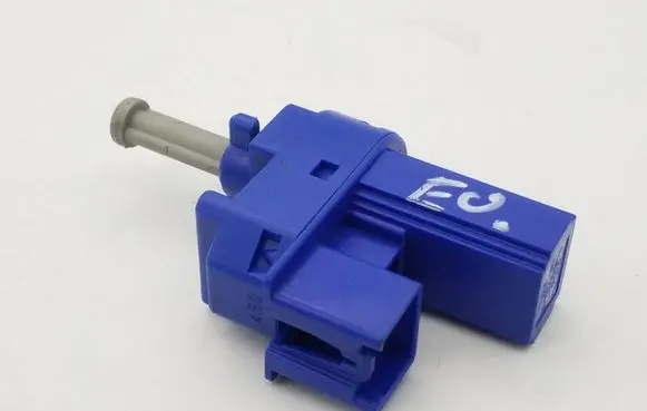 Clutch pedal sensor