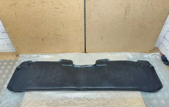 Lexus RX 450H Rear floor mat PW2100E004