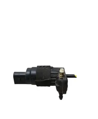 Audi A7 S7 4K8 Windscreen/windshield washer pump 8K9955647