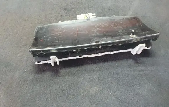 Toyota Corolla Verso E121 Speedometer (instrument cluster) 8380013150 2574108790