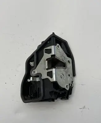 BMW 5 E60 E61 Front door lock 7202144