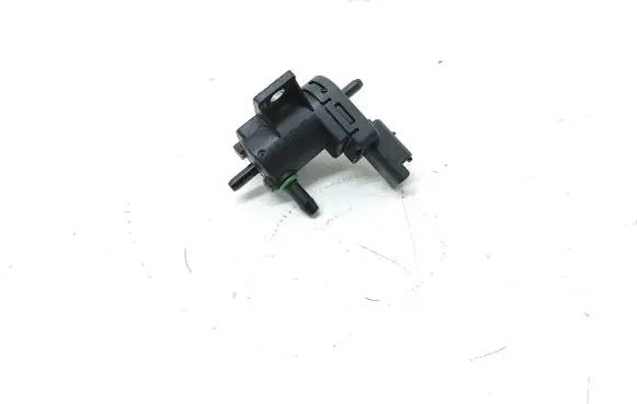 Ford Kuga II Turbo solenoid valve 9665558580