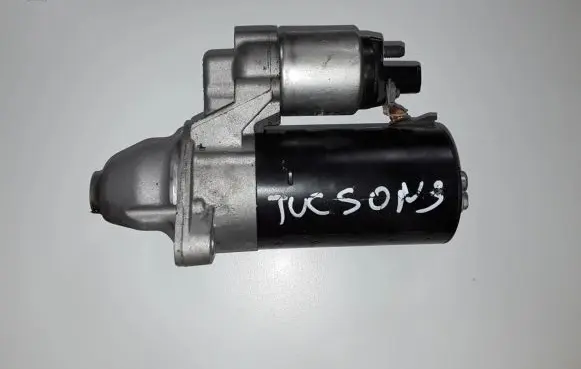 Hyundai Tucson TL Starter motor 0001138056