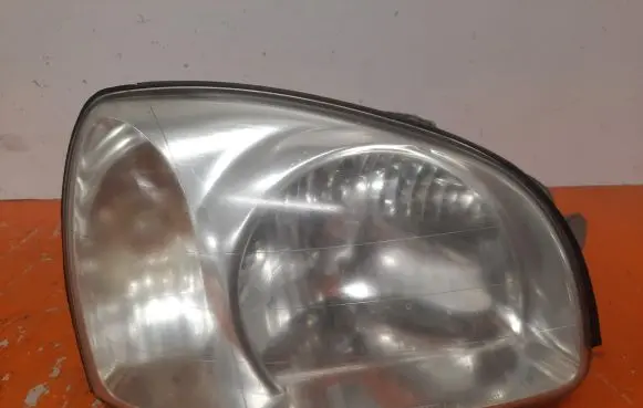 Hyundai Santa Fe Headlight/headlamp