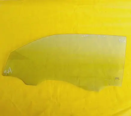 Volkswagen Lupo Front door window glass four-door