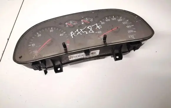 Volkswagen Golf IV Speedometer (instrument cluster) 1j0919860b