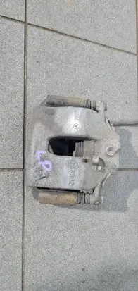 Mercedes-Benz C W204 Front brake caliper