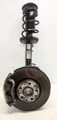 Volkswagen Tiguan Front wheel hub spindle knuckle 5Q0407257C 5Q0407253C
