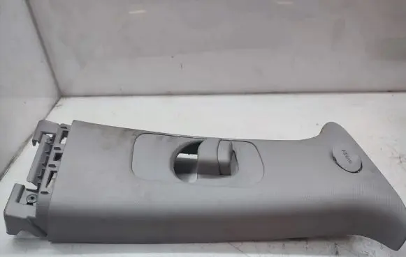 KIA Sportage (B) pillar trim (top) 858403U020