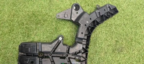 Volvo V60 Rear bumper mounting bracket 31455502 S3UHA
