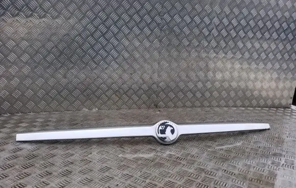 Opel Ampera Tailgate trim 22942641 2294260