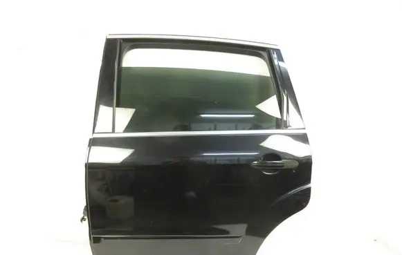 Rear door