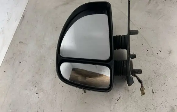 Front door electric wing mirror