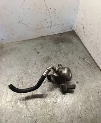 Ford Focus Fuel injection high pressure pump CM5G9D376GA